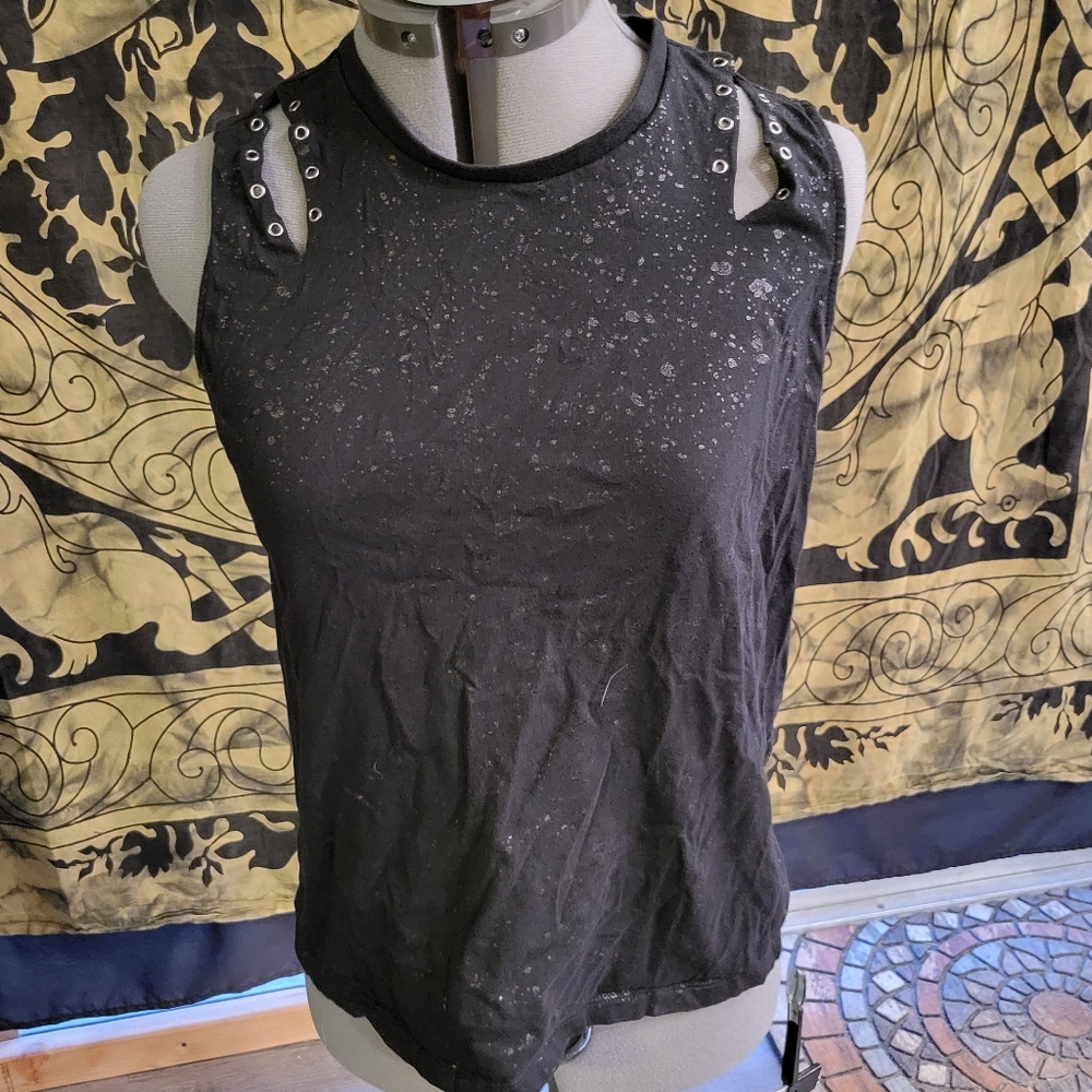 Hot topic black tank size medium